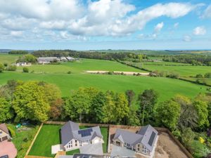 Photo 16- click for photo gallery